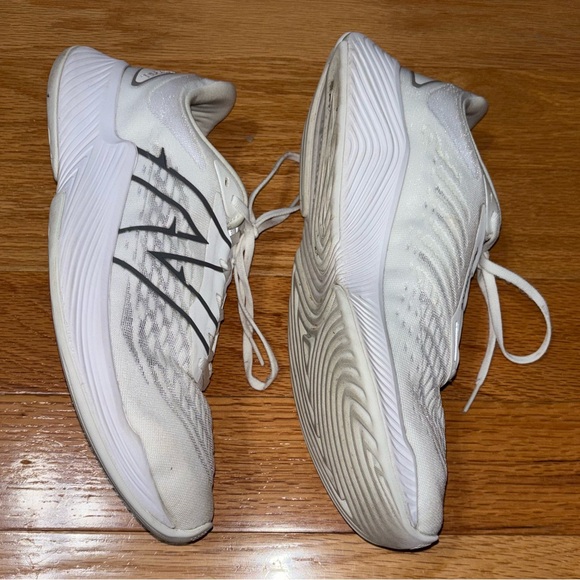 🌺Men's NEW BALANCE Fuelcell Prism V2 Running Shoes - Picture 6 of 10